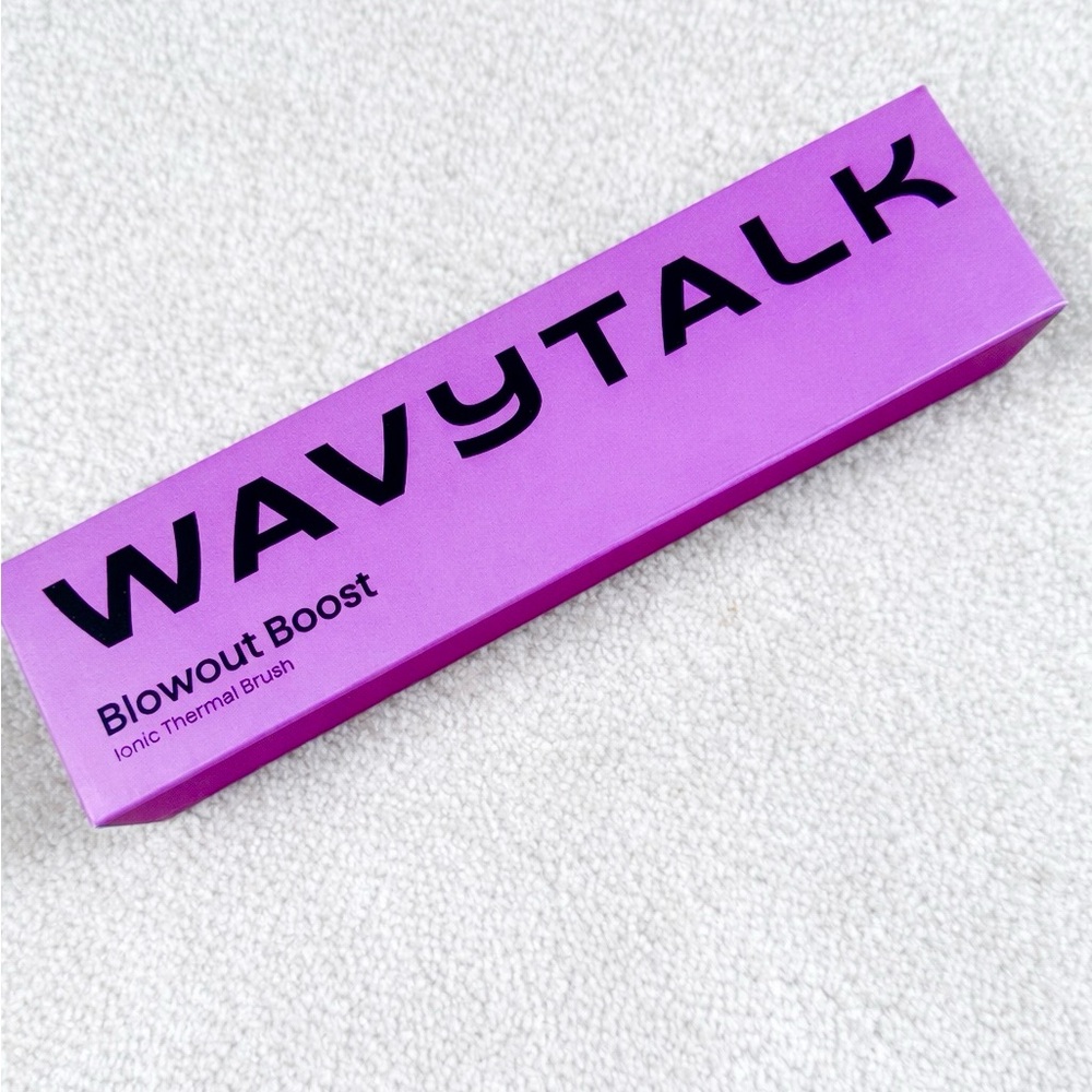 Wavytalk Blowout Boost Thermal Brush 1.5 inch Heated Round‎ Brush NWT